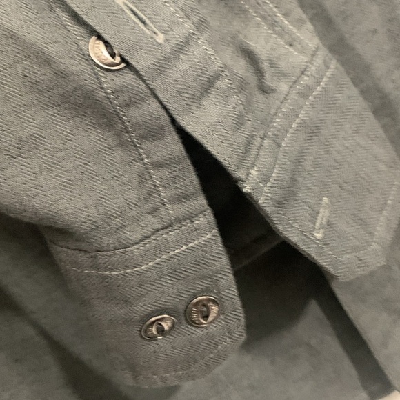 Kuhl Mountain Grown Gray Long Sleeve Gray Button Up Shirt size L - Picture 5 of 13